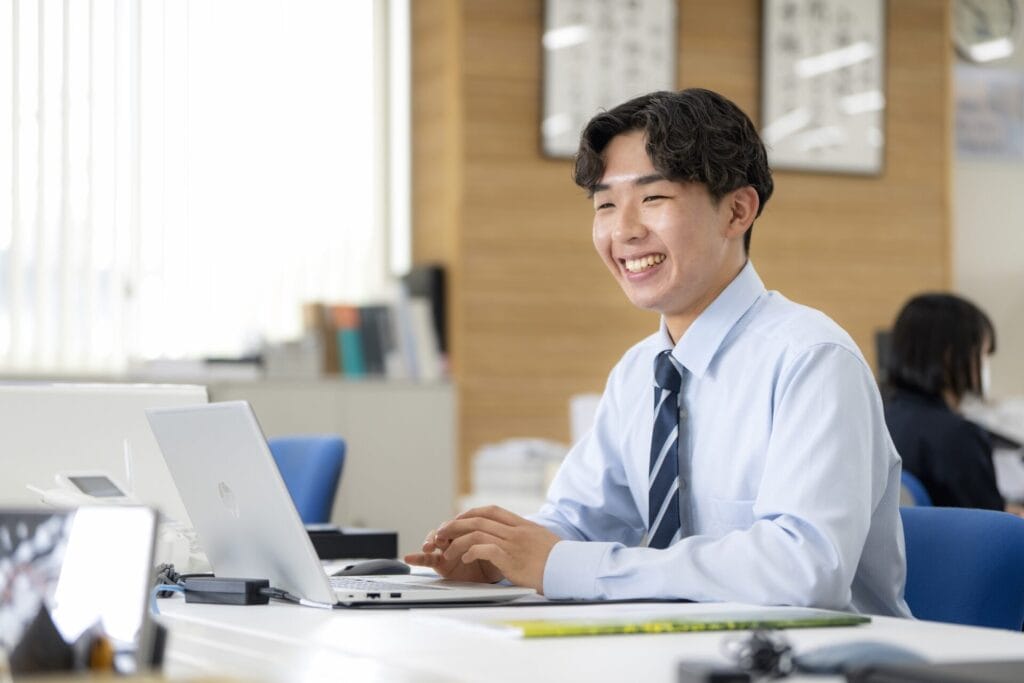 【新入社員レポート】幅広い知識を身につけ、お客さまが求めるオンリーワンの家づくりに携わっていきたいです
